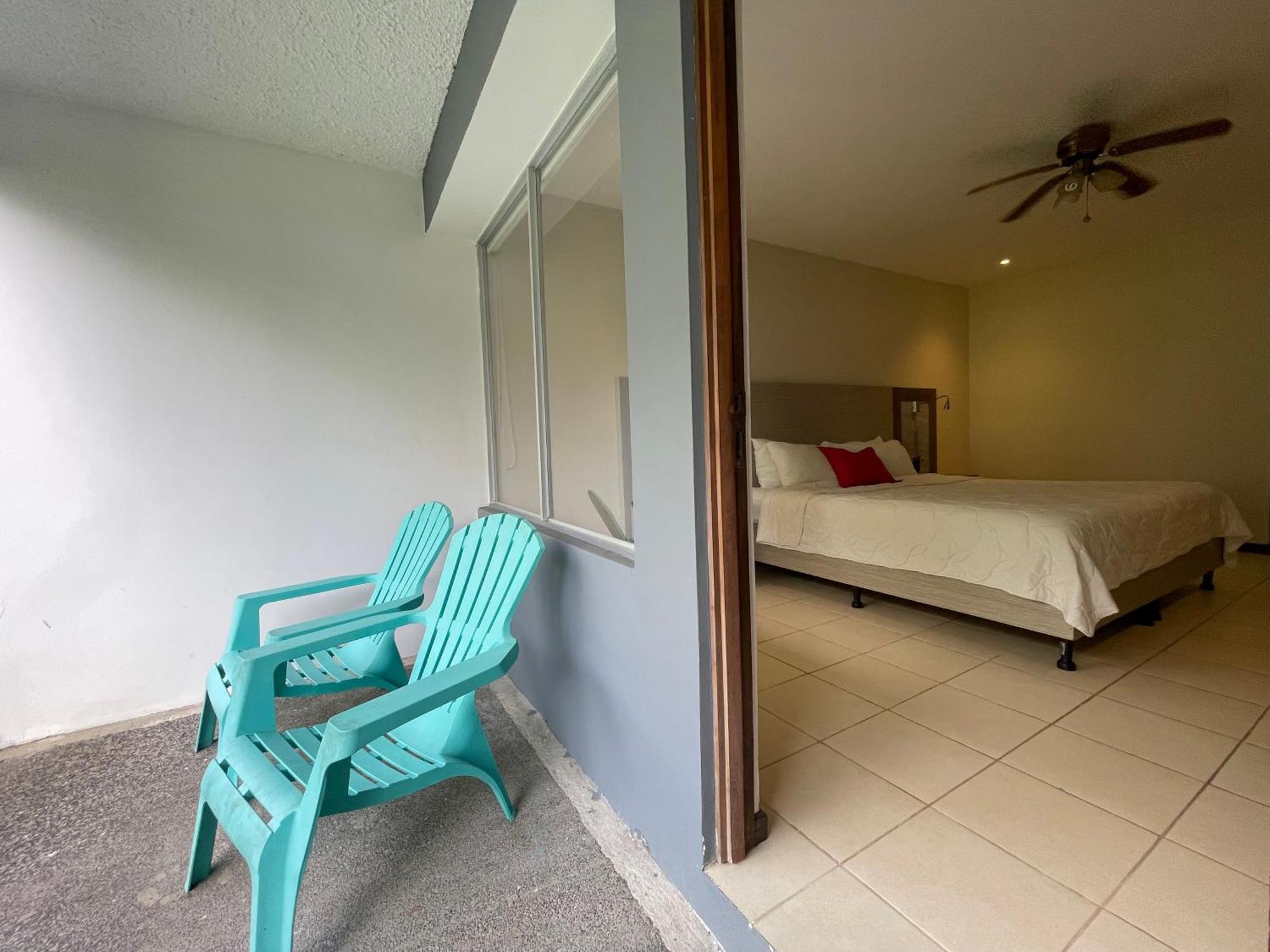 Puerto Azul Hotel Puntarenas Buitenkant foto