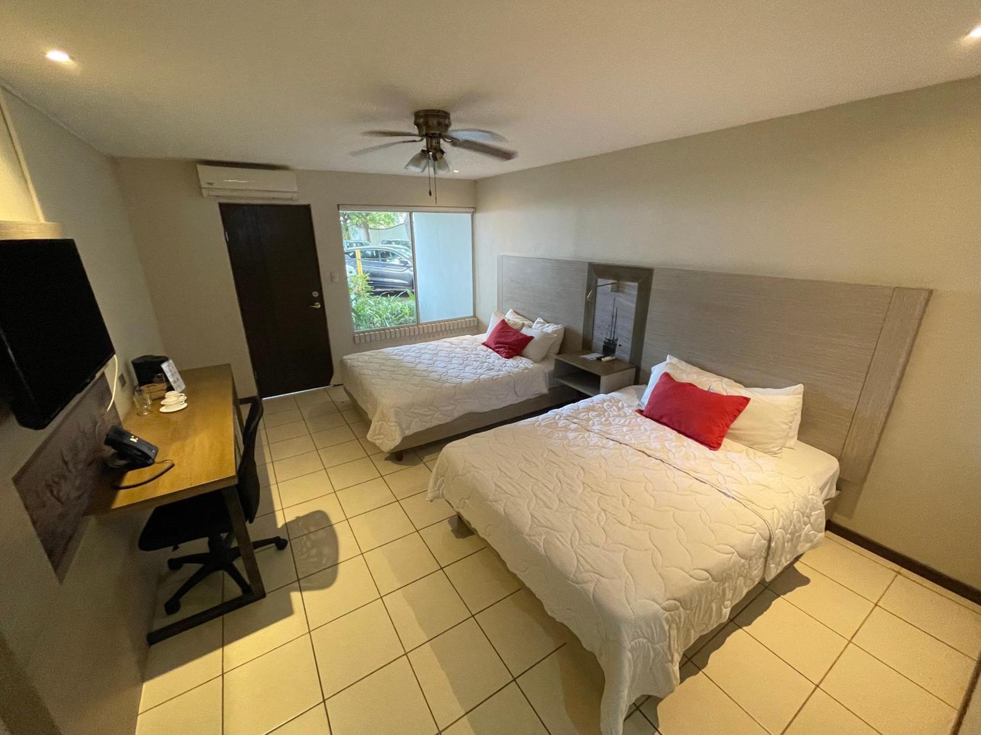 Puerto Azul Hotel Puntarenas Buitenkant foto